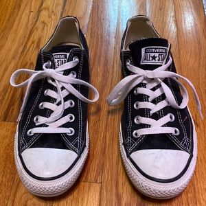 Converse mens 7 / womens 9sneaker